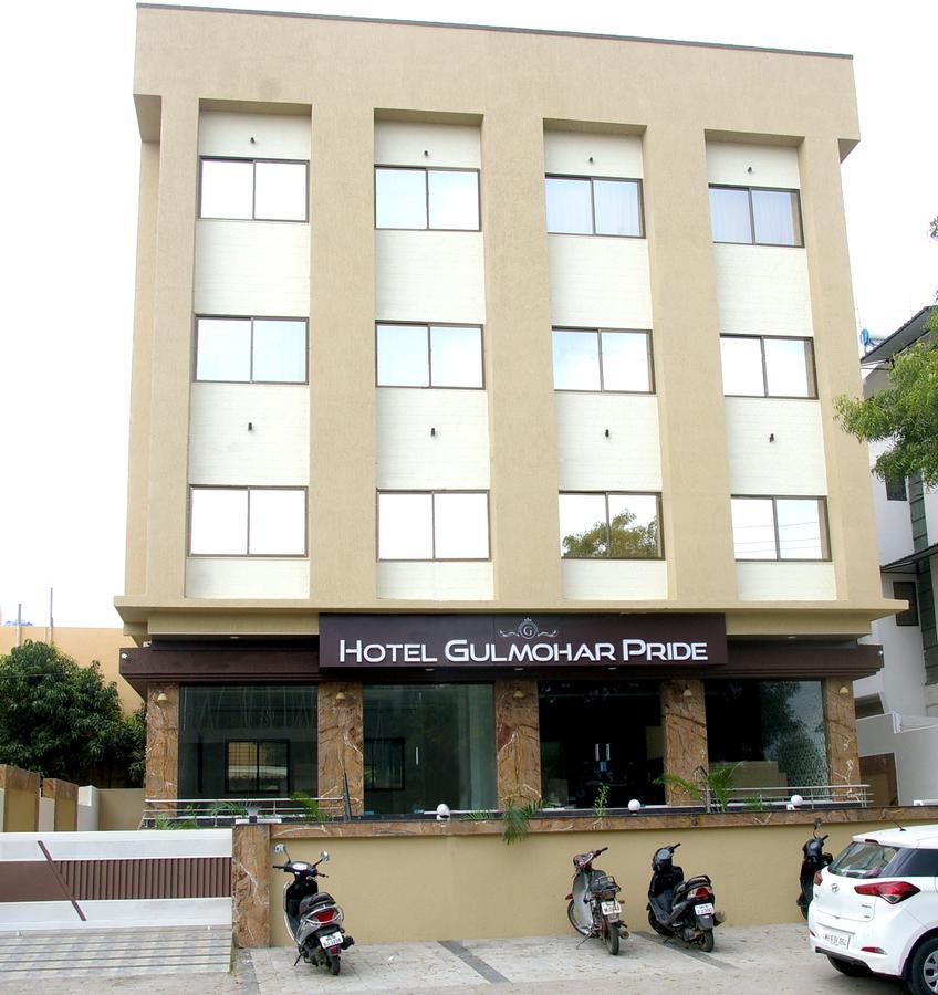 אחמדנגר Hotel Gulmohar Pride מראה חיצוני תמונה